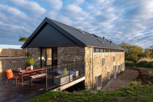 Salcombe Apartment | Quad Corner with beautiful views