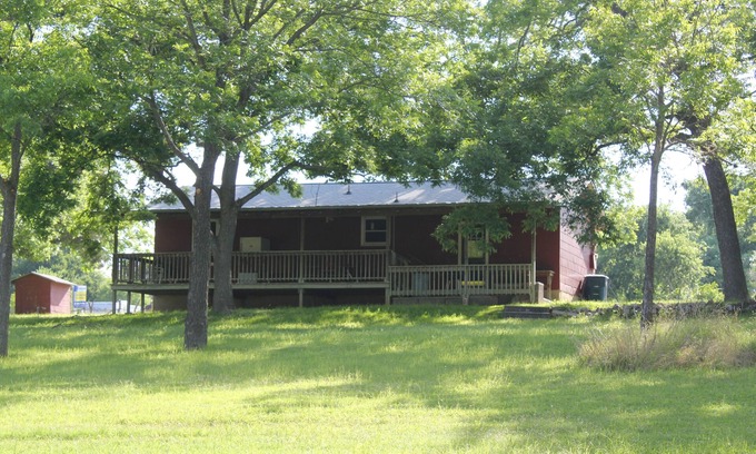 Gruene Cabin | Quaint Cabin in Gruene on the Guadalupe River