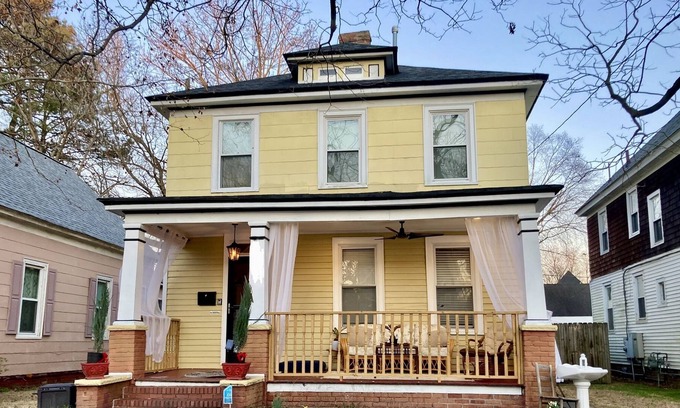 Portsmouth House | Quaint & Cozy 3bdr Home in Historic Port Norfolk (Portsmouth, VA)