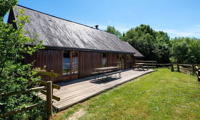 Ferce House | Quaint Holiday Home in Ferce