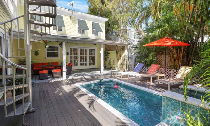 Key West House | Quaint Key West Getaway: Historic Knowles House w/Private Pool & Rooftop Deck