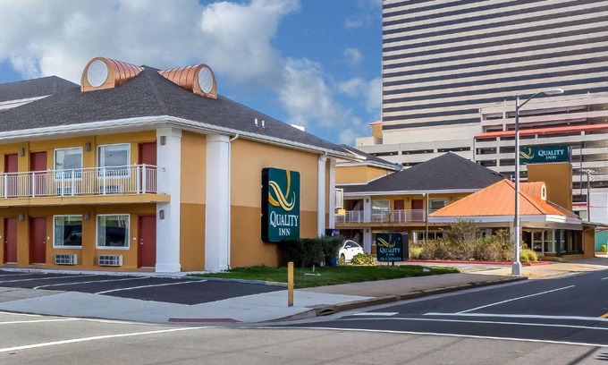Atlantic City Hotel | Quality Inn Flamingo