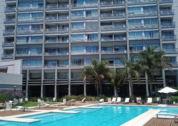 San Telmo Apartment | Quartier San Telmo Luxury Pool Gym & Spa