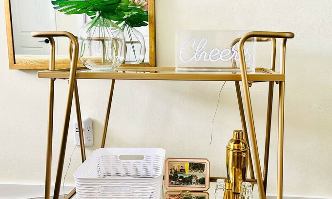 Safety Harbor Hotel | Queen Comfort Your Calm Escape Awaits