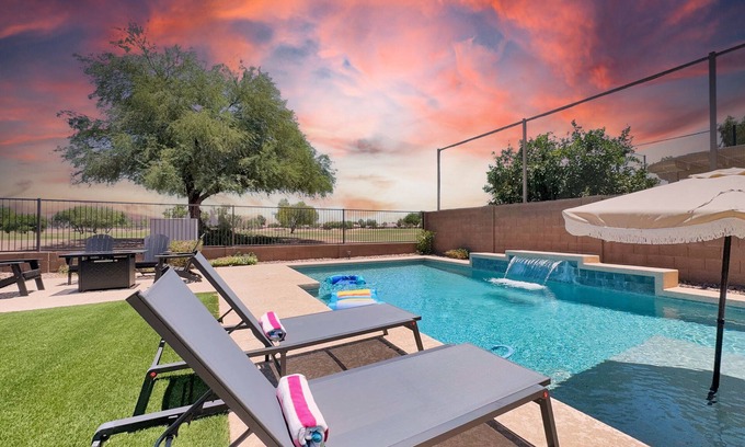 Villages At Queen Creek House | Queen Creek Cool! Pool/Game Room Sleeps 12! Savings!