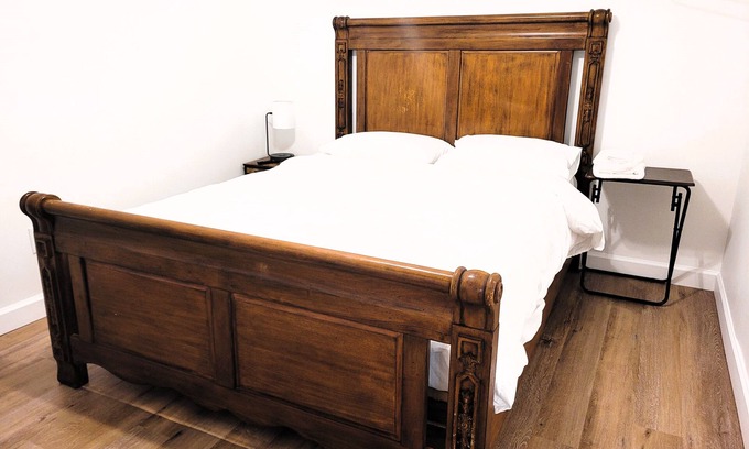 Tallahassee House | Queen room: in a duplex near FSU, shared bath-3