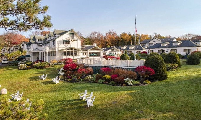 Boothbay Harbor Apartment | Queen Suite | Harbor View + Porch | No Hidden Fees