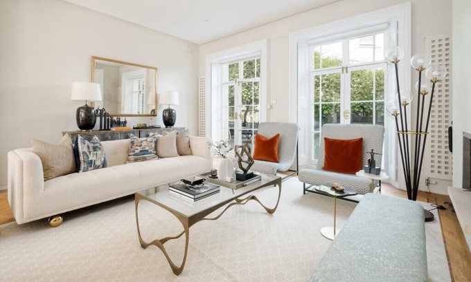 Brompton & Hans Town House | Queens Gate Estate (QGE283)