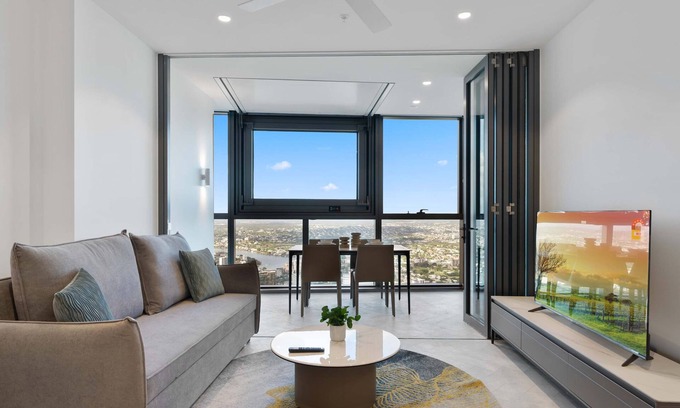 Brisbane Central Business District Apartment | Queen’s Wharf 1BR L60 ~ Luxe City & River View