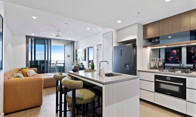 Brisbane Central Business District Apartment | Queens Wharf Luxe Retreat -Brisbane CBD, Pool, Spa