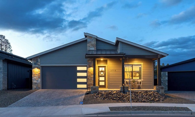 Flagstaff House | Quiet 3BR Flagstaff Mountain Home + Hot Tub