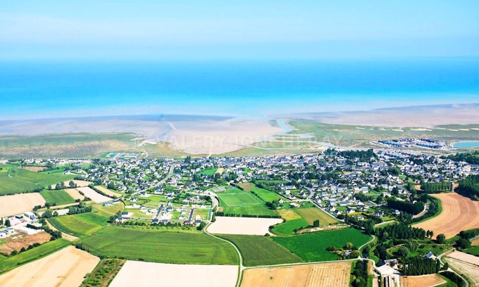 Le Vivier-sur-Mer House | Quiet and charming house close to the sea