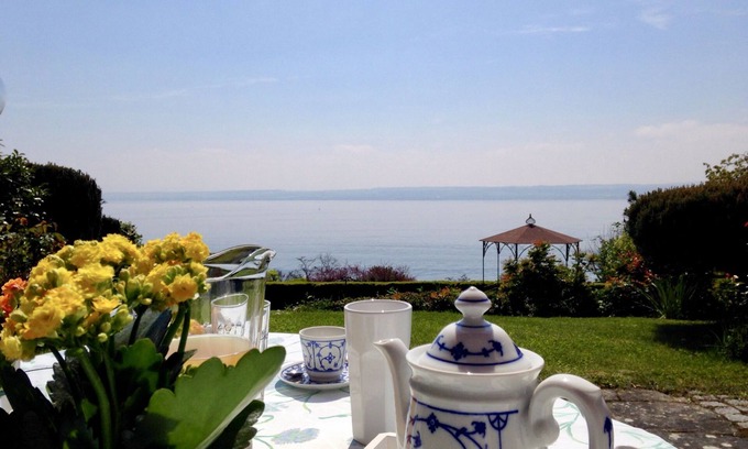 Meersburg Apartment | Quiet and ideally located vacation home with south-facing terrace and fantastic views.