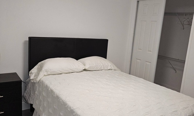 Winter Park Apartment | Quiet and safe neighborhood come to this great place with lots of room for relax