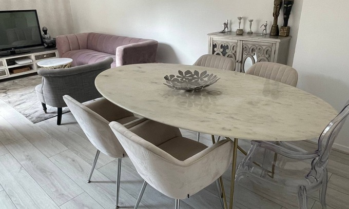 Sevres Apartment | Quiet, cosy apartment