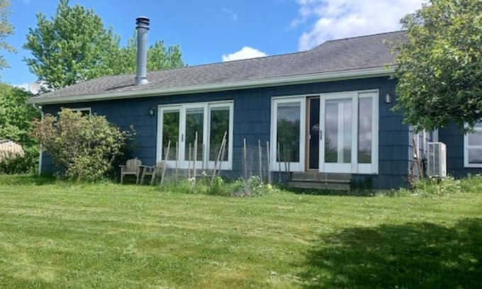 New Paltz Apartment | Quiet, eco-friendly apt in New Paltz with great view