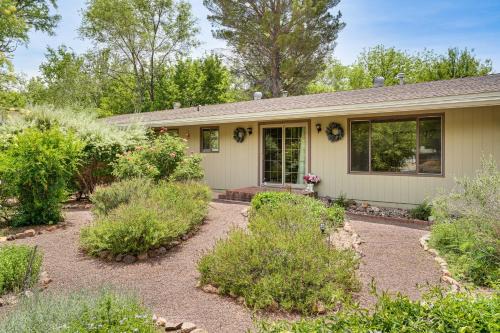 Patagonia House | Quiet Home with Garden about 7 Mi to Patagonia Lake!