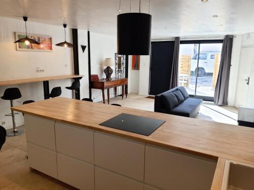 Saint-Pierre House | Quiet house for 6 people with parking - 5 minutes from Timone University Hospital