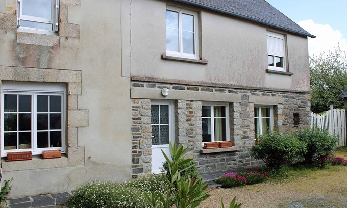 Plouigneau House | QUIET HOUSE NEAR MORLAIX