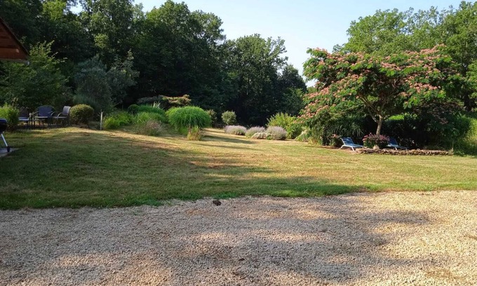 Vitrac House | Quiet house with beautiful garden near the Dordogne river