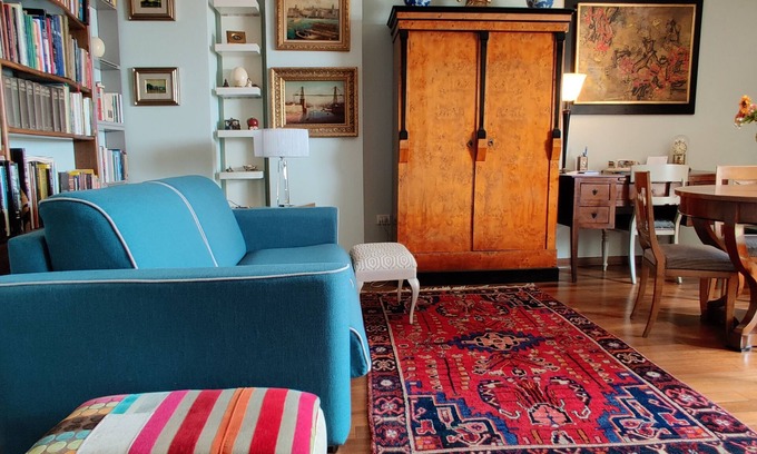 Santa Maria Novella Apartment | QUIET LUXURY APARTMENT WITH ELEVATOR, COVERED PARKING SPACE INCLUDING WIFI