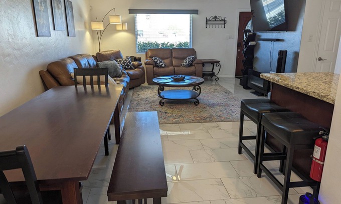 Tucson House | Quiet Midtown Oasis