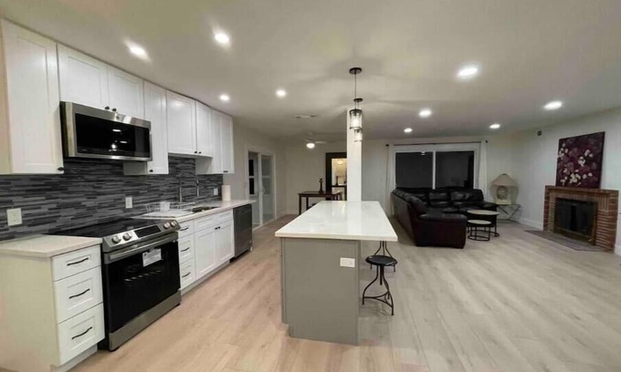 Arden-Arcade House | Quiet, relaxing home