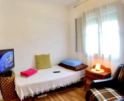 Punta Prima Apartment | Quiet room in Alicante SmartTV
