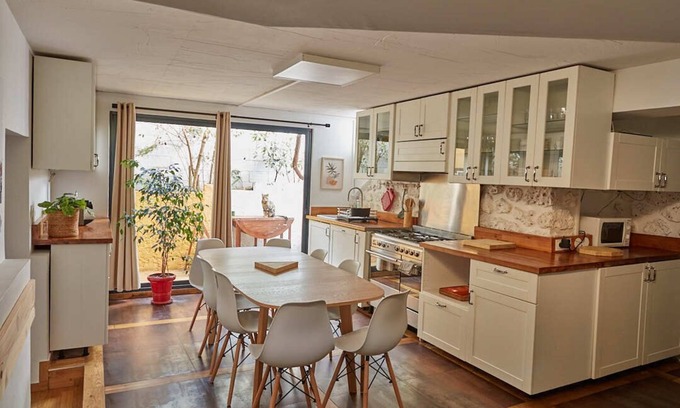 Pantin House | Quiet, spacious house just outside Paris. Metro 7