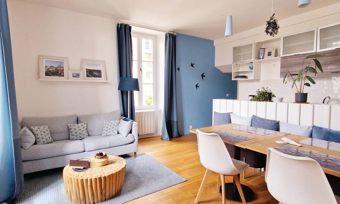 Dinan Apartment | Quiet stay, historic center of Dinan (near St Malo, Mont St Michel.)