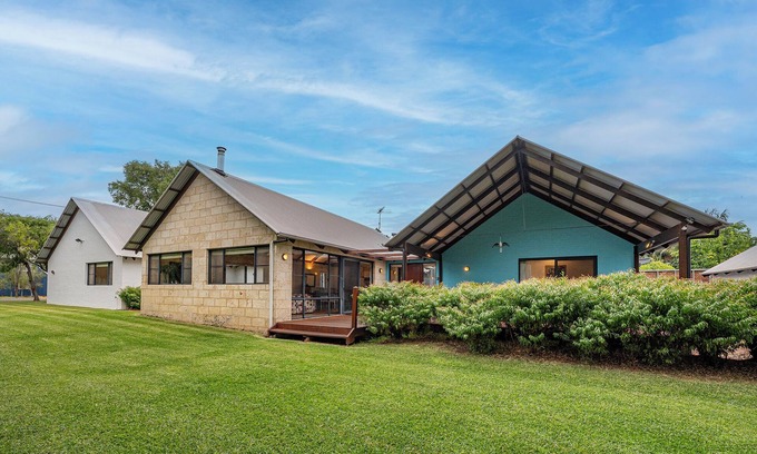 Quindalup House | Quindalup Beach House easy walk to Quindalup Beach