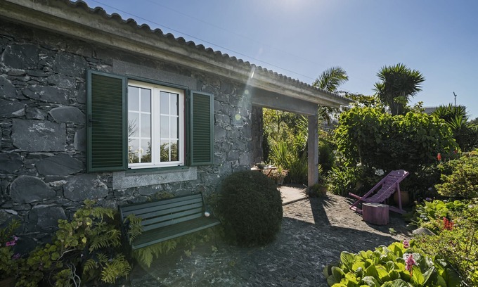 Santa Maria Maior Cottage | Quinta Devónia - Cedro, country house with sea view