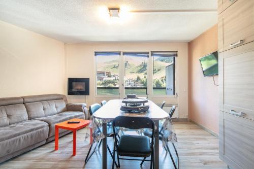 Chamrousse Apartment | Régliss - Pour 6p station ski accessible à pied