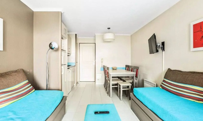 Cannes La Bocca Apartment | Résidence Cannes Verrerie - maeva Home - Selection 2 bedroom apartment (6 people)