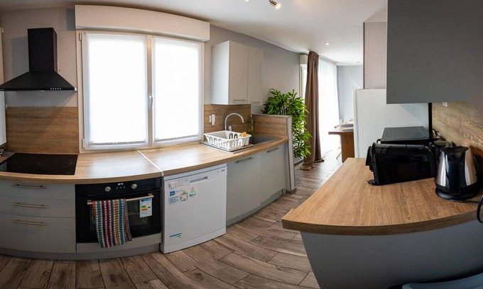 Villeneuve-le-Roi Hotel | Résidence Hera Paris Orly Aéroport