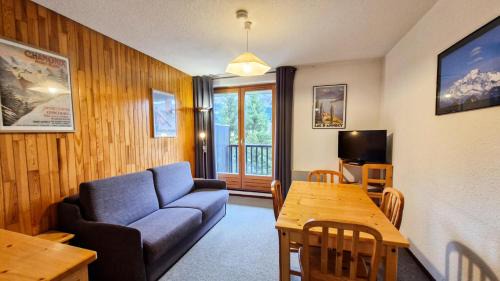 Flaine Apartment | Résidence Pollux - Studio confortable avec cabine · Proche des pistes et des commerces · Balcon MAE-7415