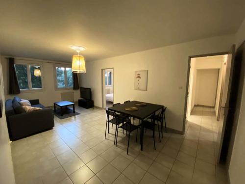 La Panouse Apartment | Résidence Rouviere - Grand appartement 8 couchages budget maîtrisé MAE-9694