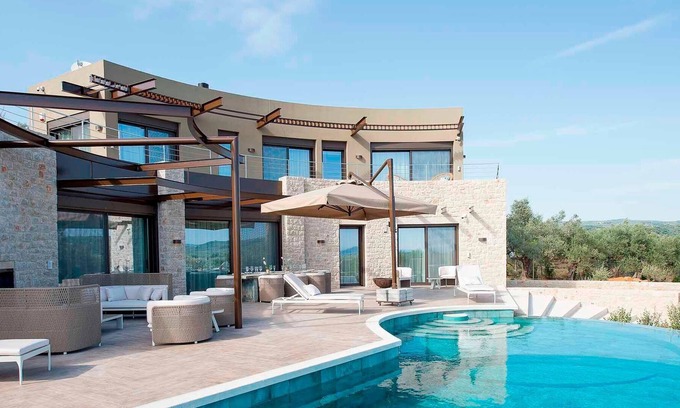 Nafplion City Centre Villa | R 1467 Althaea with BBQ, Home theater & Yoga area.