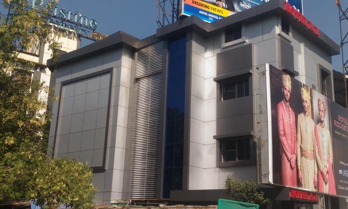 Ahmedabad Hotel | R.J.Residency