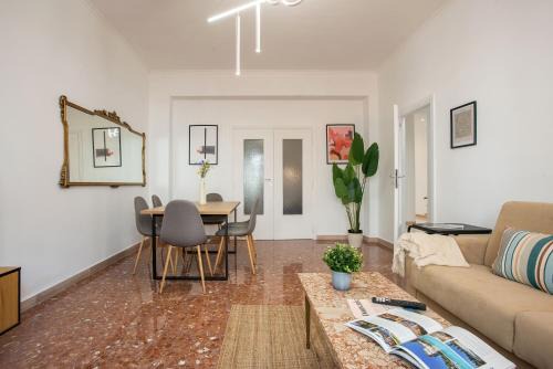 Cinecitta Apartment | R&R-Tuscolana spacious apartment front of the Subway
