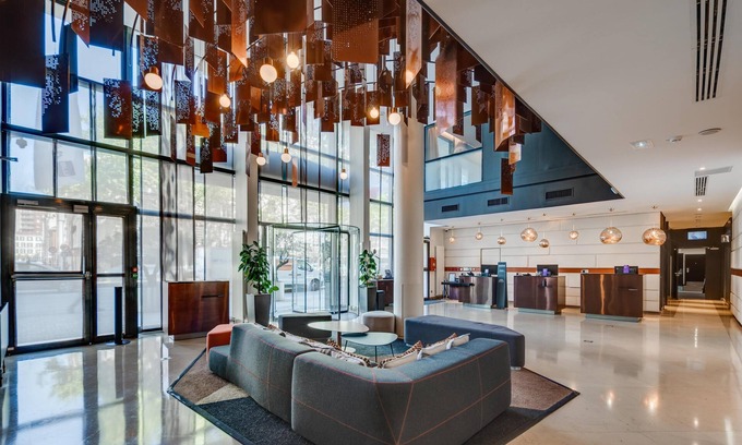 Republique–Point-du-Jour Hotel | Radisson Blu Hotel, Paris Boulogne