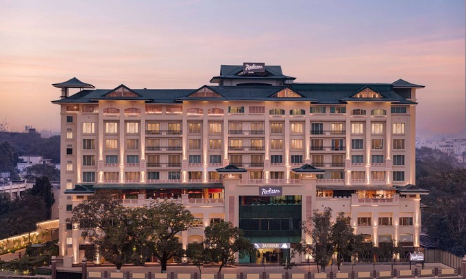 Sindhi Camp Hotel | Radisson Jaipur City Center