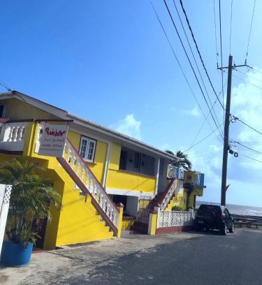 Calibishie Apartment | Rainbow Beach Apartment