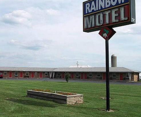 Holiday City Hotel | Rainbow Motel