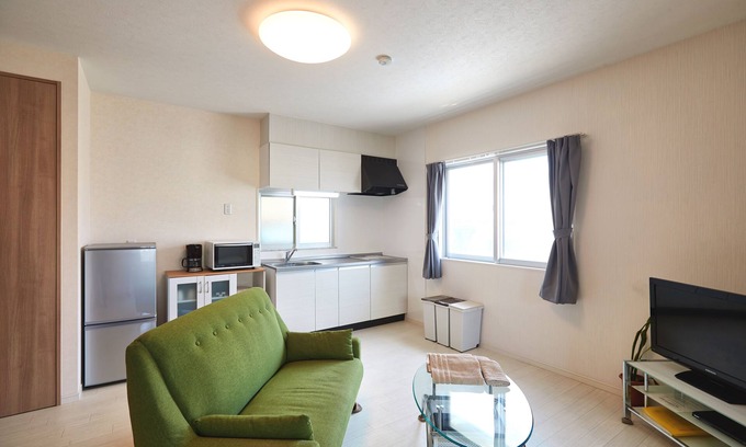 Ginowan Apartment | Rainbow Terrace