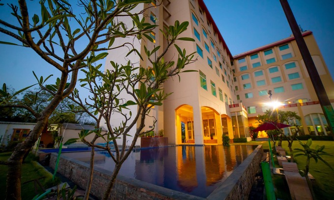 Sanganer Hotel | Ramada by Wyndham Jaipur Jaisinghpura
