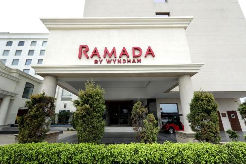 Lucknow Hotel | Ramada by Wyndham Lucknow Hotel and Convention Center