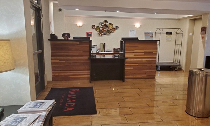 Downtown Oakland Hotel | Ramada by Wyndham Oakland Downtown City Center