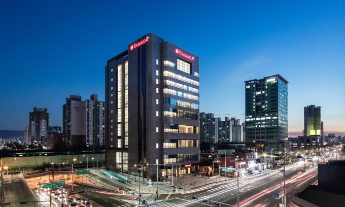 Sindorim-dong Hotel | Ramada by Wyndham Seoul Sindorim