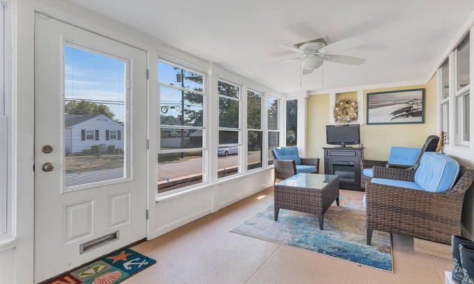 Manasquan House | Ranch with a Water View